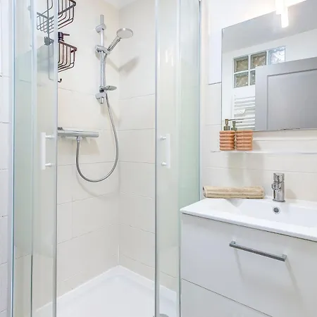Appartement 2 Pièces à 5 Minutes De Cannes *