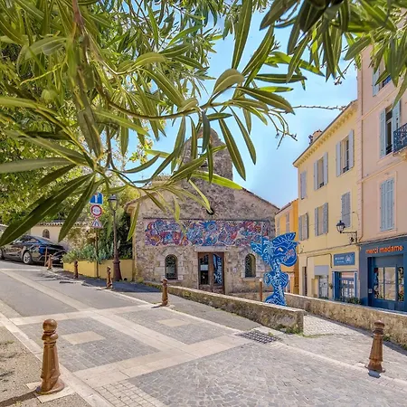 2 Pièces à 5 Minutes De Cannes *